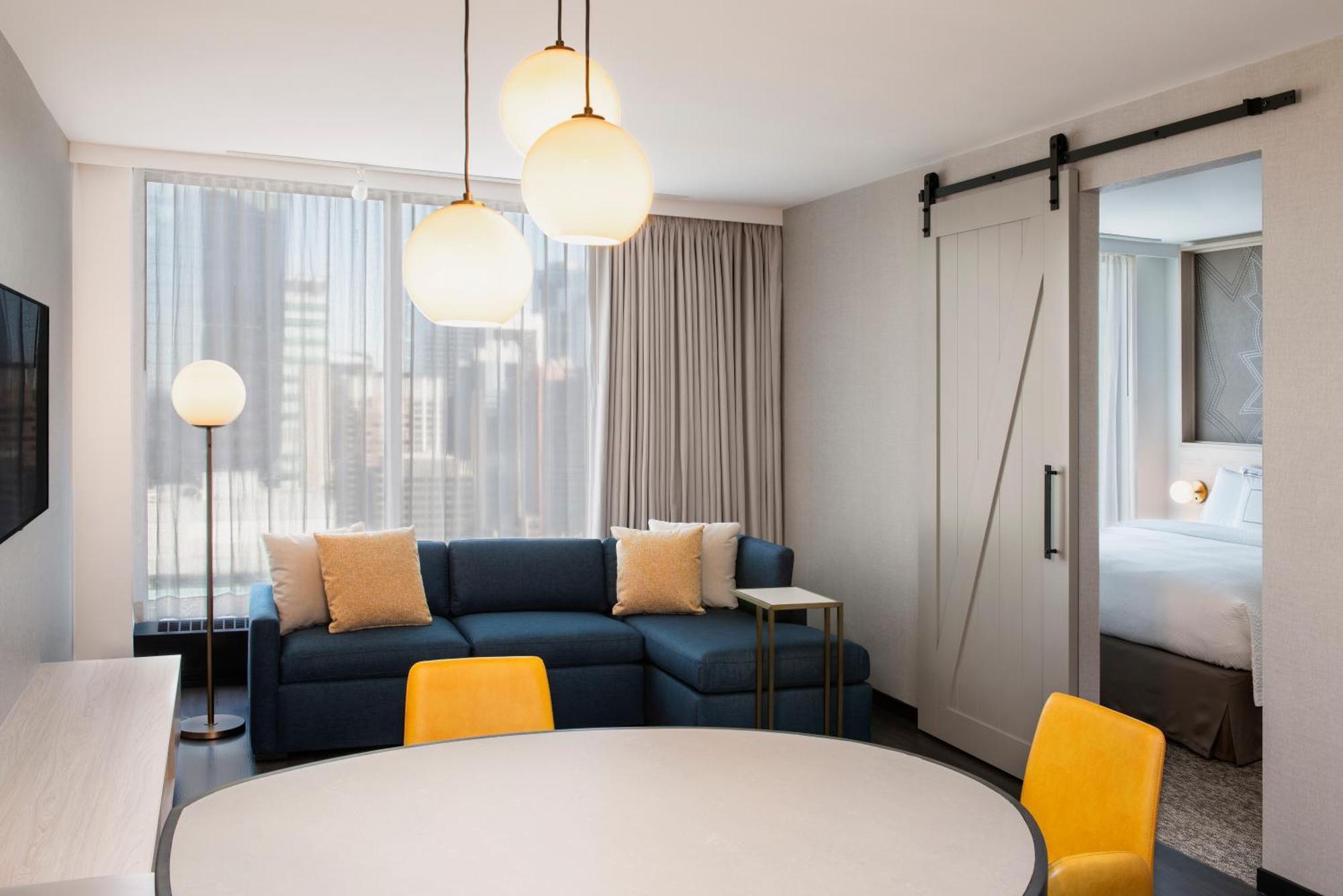 Residence Inn By Marriott Calgary Downtown/Beltline District Экстерьер фото