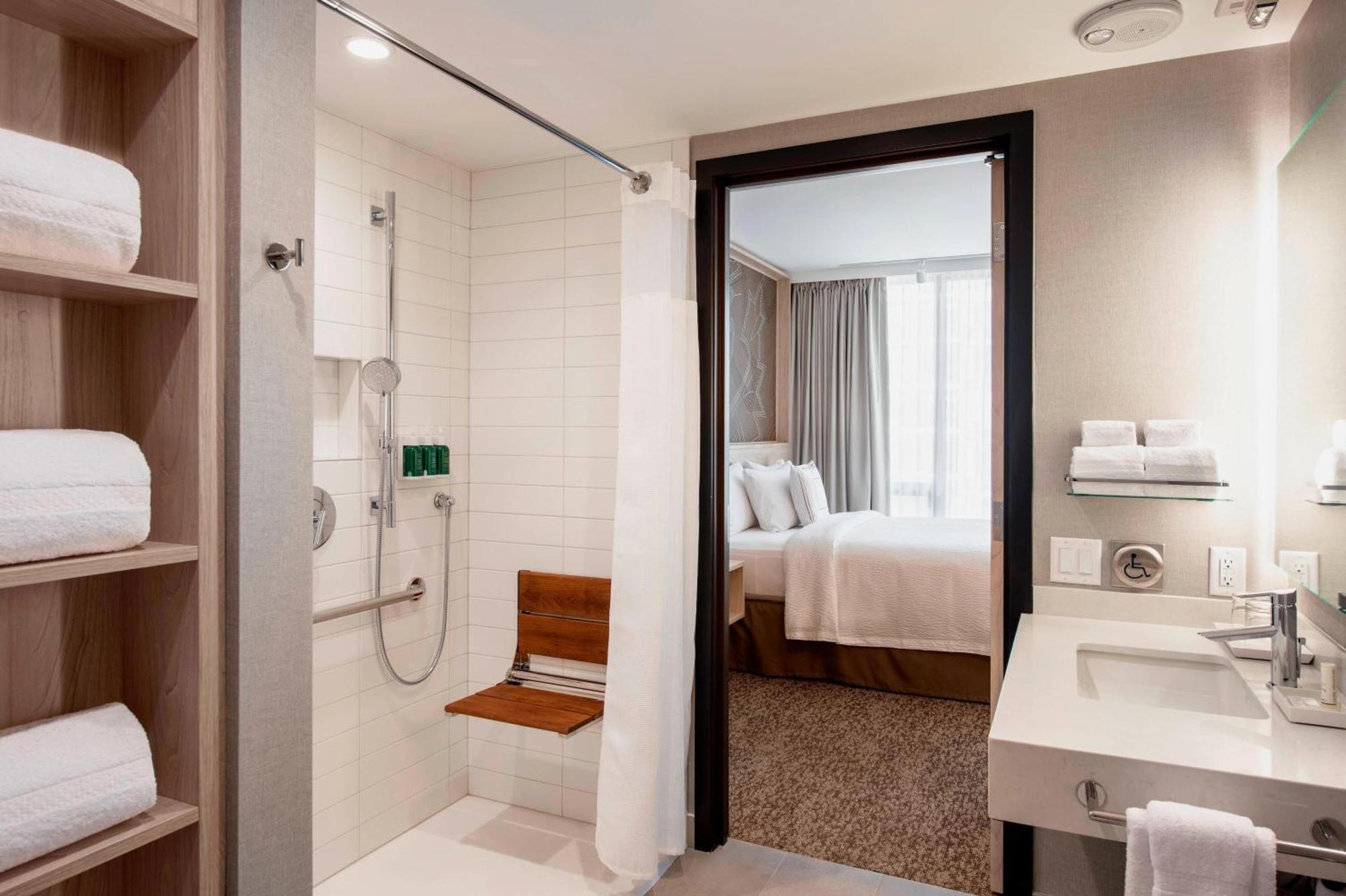 Residence Inn By Marriott Calgary Downtown/Beltline District Экстерьер фото